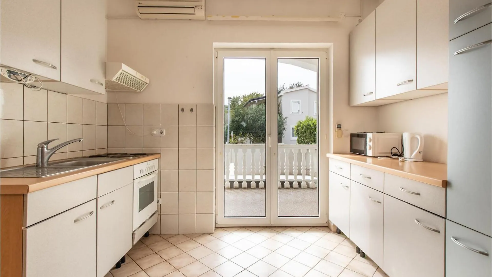 Stunning Apartment In Nin With Kitchen Croatia